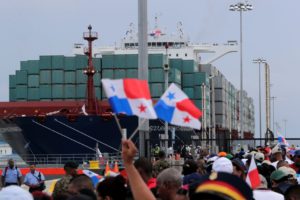 panama-canal-cosco-container-june-26-2016